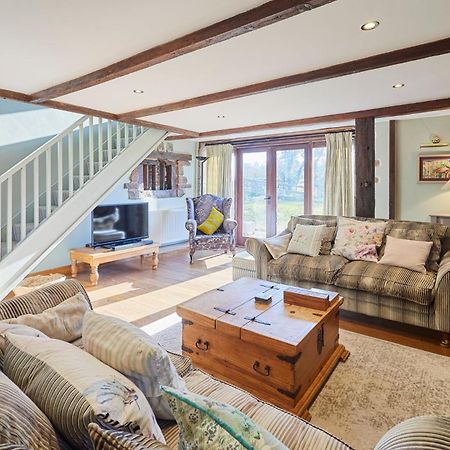 Host & Stay - Tregaer Mill Barn Dingestow Εξωτερικό φωτογραφία